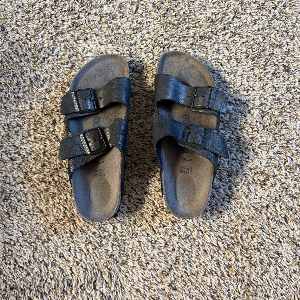 Birkenstock Arizona Sandals
Washed Metallic Antique Black 37